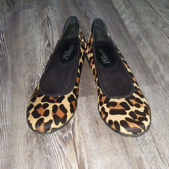 Vaneli Sport cheetah print flats Sz 8.5N NWOT - Picture 1 of 6